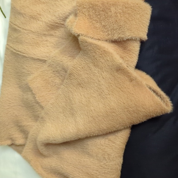 Zara Camel color super soft neckwear/ scarf/ wrap - Picture 1 of 3